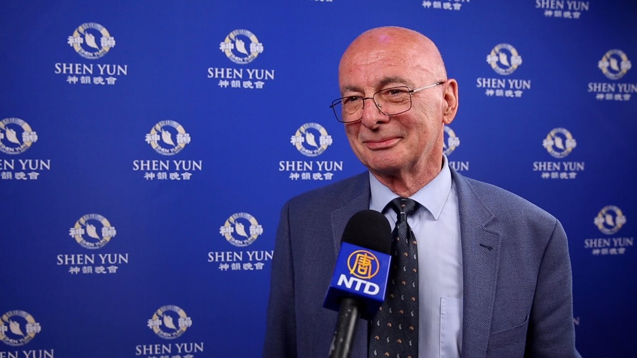 Shen Yun : « On frôle la perfection », s&rsquo;enthousiasme un professeur de conservatoire