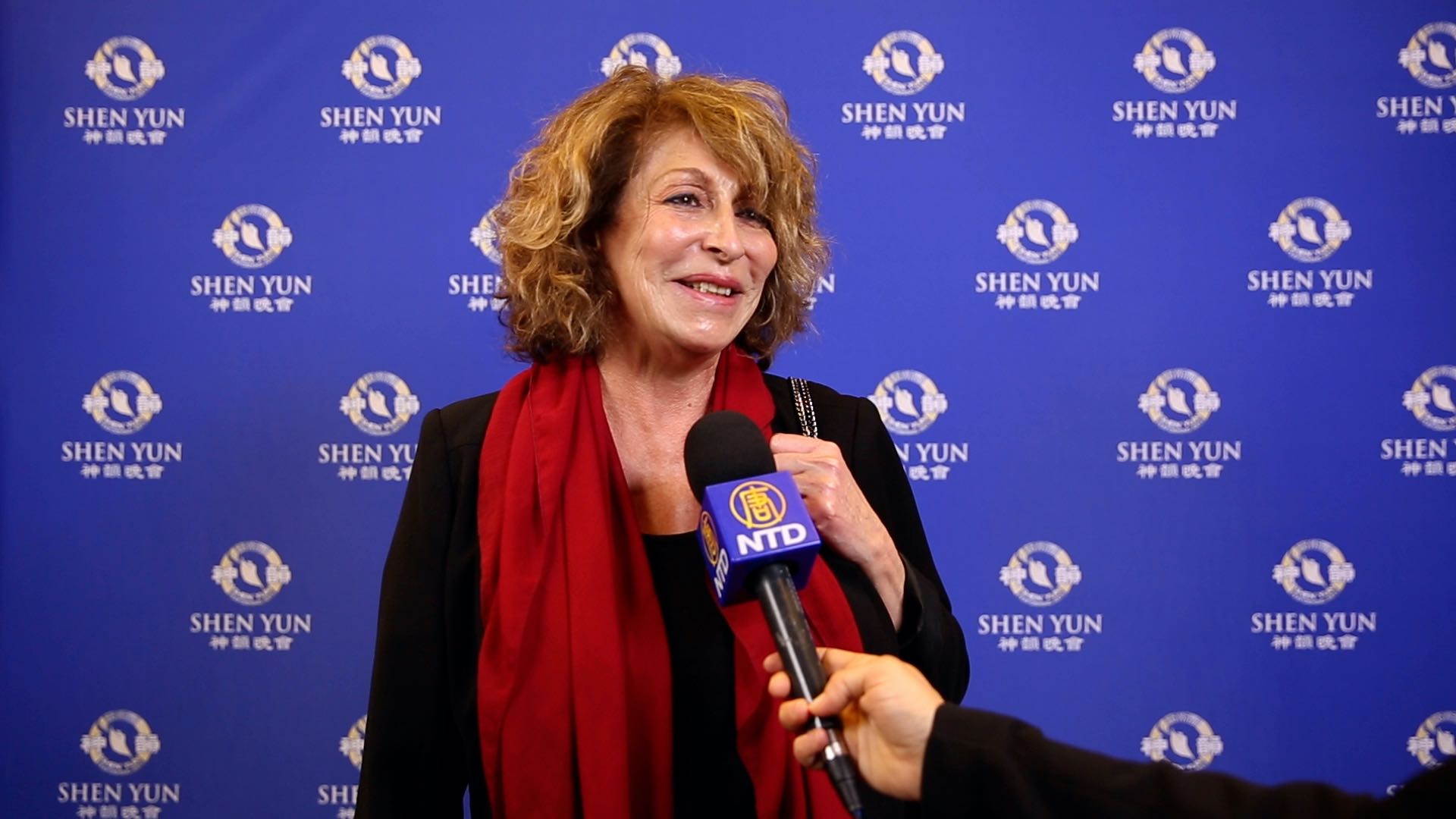 Shen Yun, « c&rsquo;est l&rsquo;amour, la compassion, la liberté », confie la fondatrice d&rsquo;une agence de conseil en image