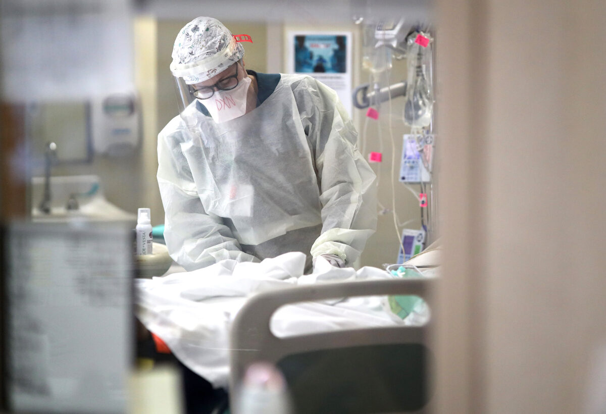 Les urgences d’un hôpital public riche, mais moribond