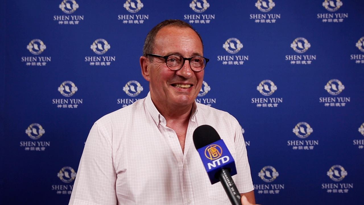 Shen Yun, « c&rsquo;est quelque chose qui s&rsquo;inscrit dans le cœur et qu&rsquo;on n&rsquo;oublie pas », confie un colonel