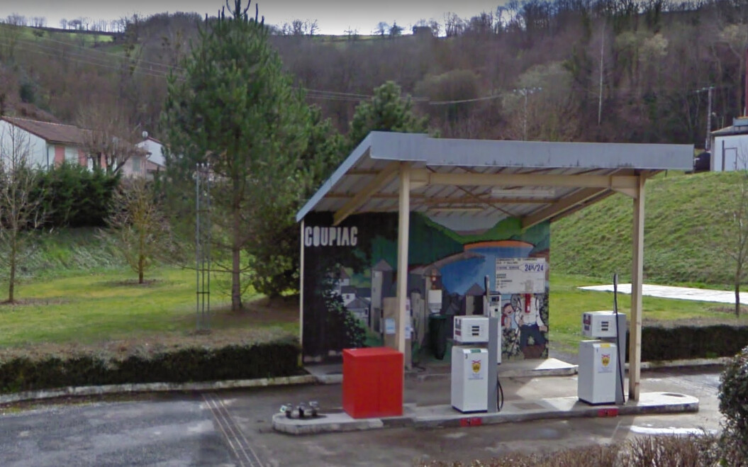 Aveyron: une station-service municipale vend l&rsquo;essence à des prix imbattables dans ce petit village