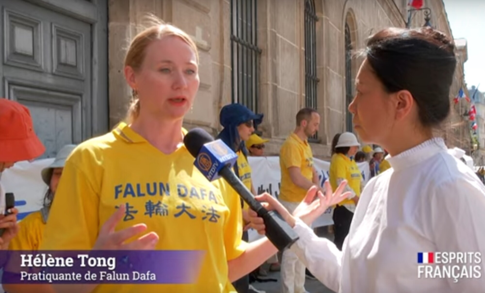 VIDÉO: Manifestation devant l&rsquo;Ambassade de Chine à Paris pour les 23 ans de persécution du Falun Gong