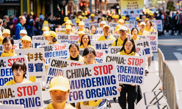 Les prélèvements d&rsquo;organes forcés sur les pratiquants de Falun Gong doivent être au centre des discussions sur les droits de l&rsquo;homme avec la Chine