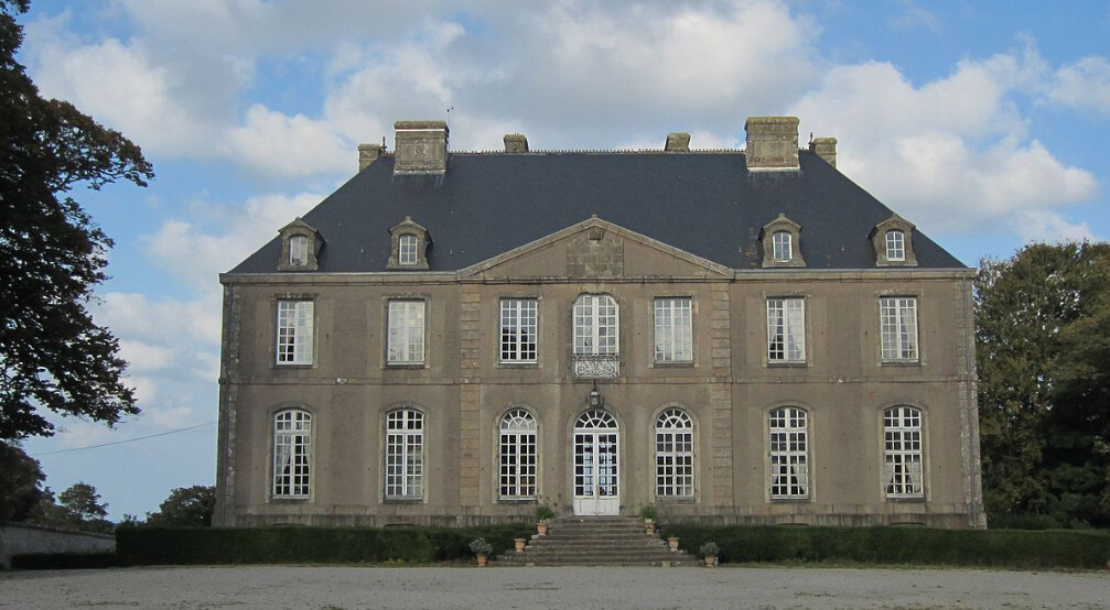 Dix ans de persévérance pour sauver ce superbe château du Cotentin: une «bataille permanente» pour Guillaume et son équipe