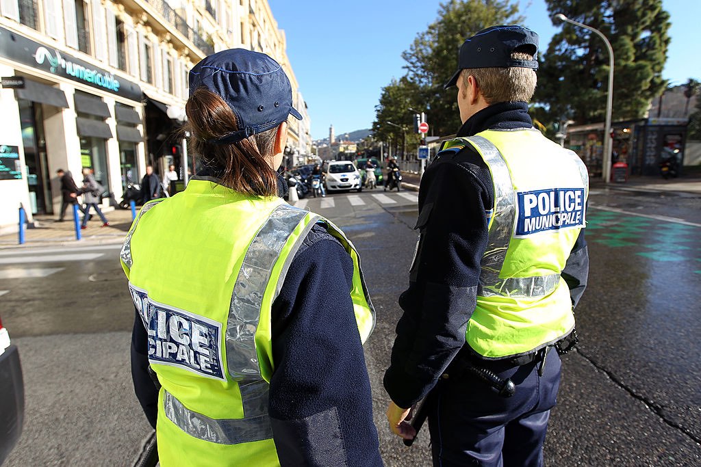 Nouveaux incidents violents à Givors : le maire écologiste envisage d&rsquo;armer sa police municipale