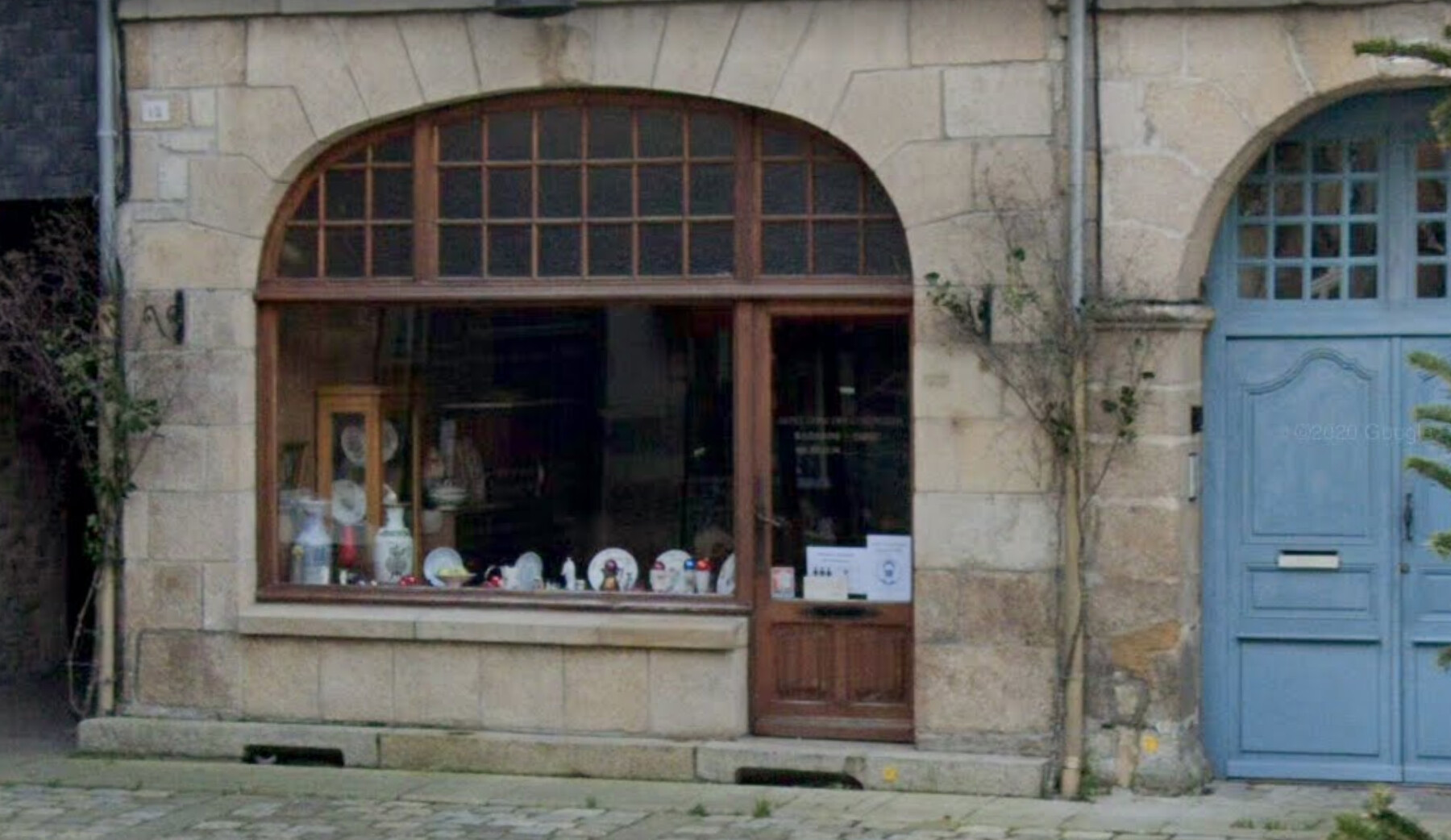 À 94 ans, Raymonde ferme sa boutique d&rsquo;antiquité du vieux Dinan: «Partager ma passion que mon père m’a transmise a été un véritable plaisir»