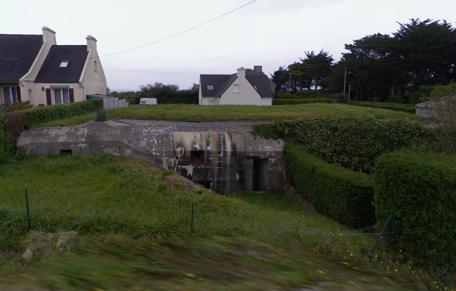 Dormir dans un authentique bunker de 24 pièces, réaménagé à 12 mètres sous terre