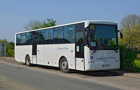 Ramassage scolaire : il manque « 4000 chauffeurs de bus » pour la rentrée, annonce Clément Beaune