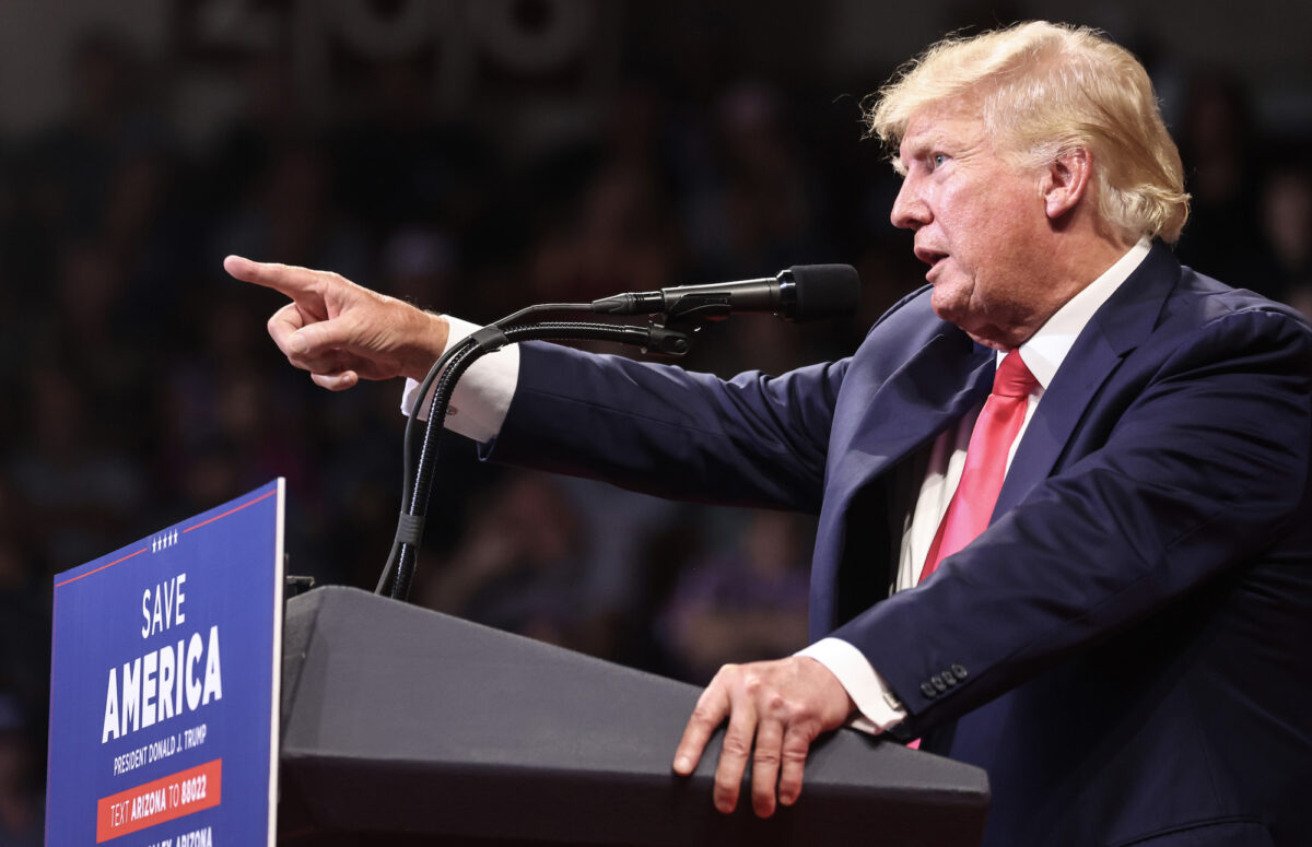 Trump dévoile plus de détails sur la descente à Mar-a-Lago