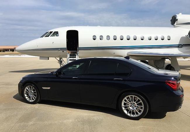 Jets privés : les milliardaires et dirigeants irrités par le suivi en ligne de leurs trajets aériens