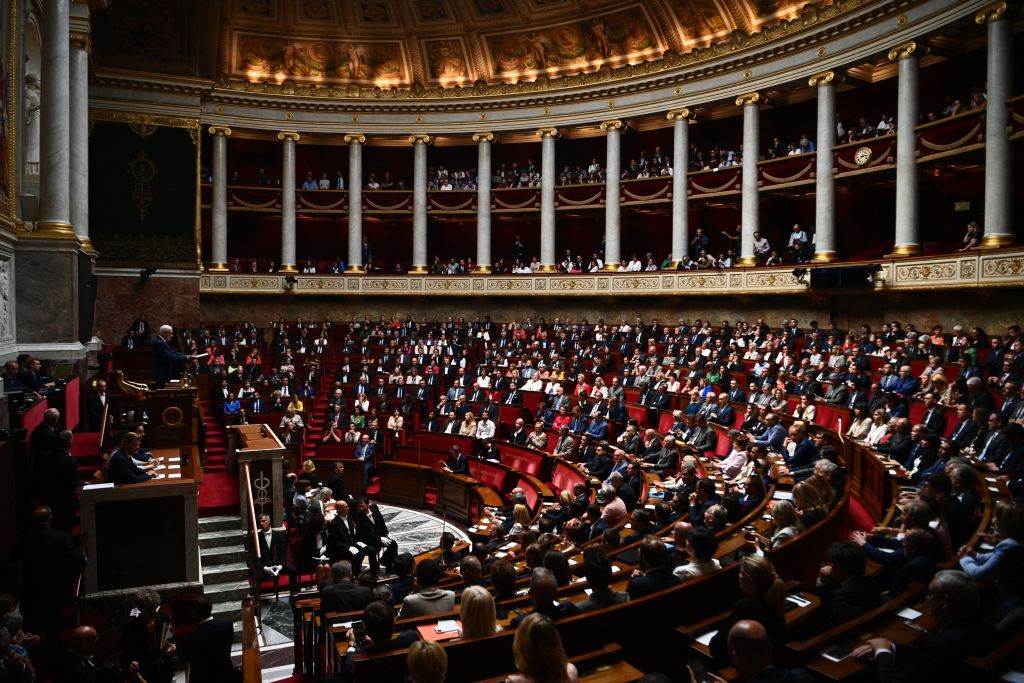 Les députés votent une taxe sur les « super-dividendes » contre l&rsquo;avis du gouvernement