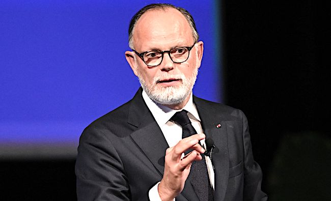 Retraites : Édouard Philippe propose un report de l&rsquo;âge de départ à « 65, 66 ou 67 ans »