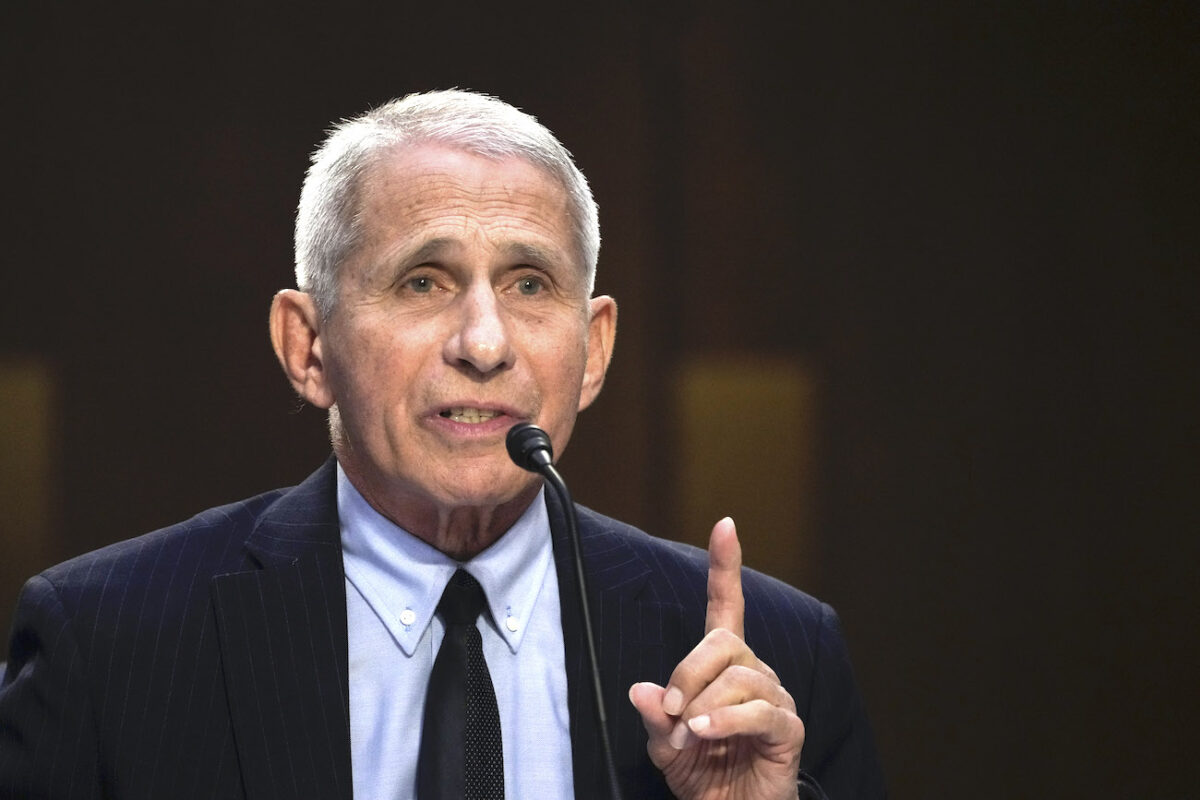 Fauci révèle ses erreurs dans sa gestion du Covid-19