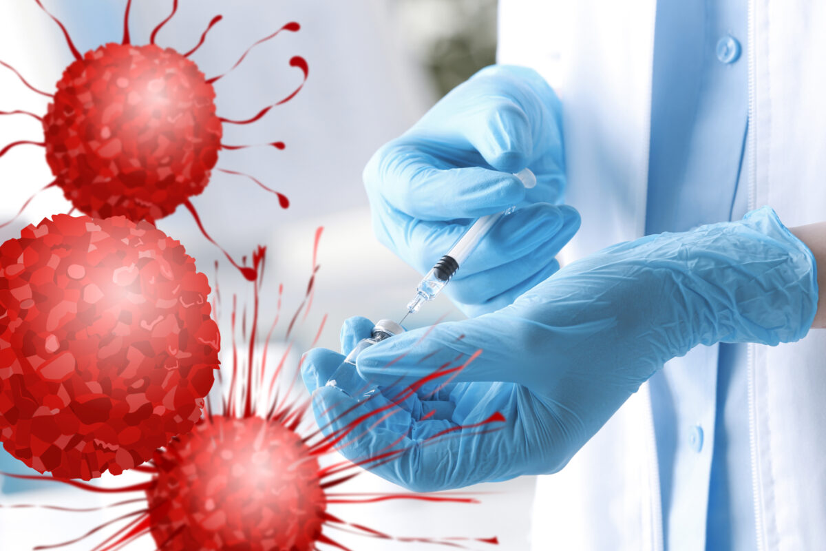 Un célèbre médecin pro-vaccin soupçonne que l&rsquo;injection de rappel Pfizer a fait décoller son cancer