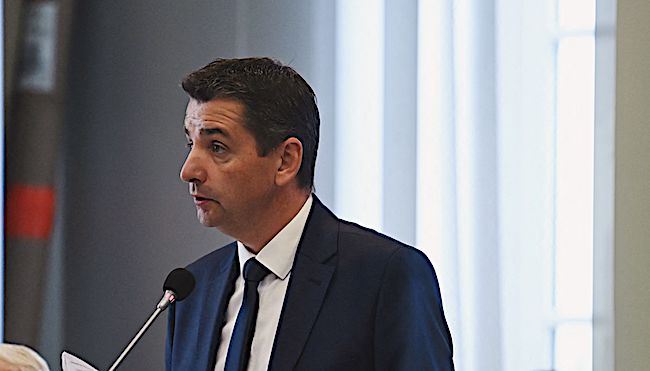 Chantage politique à Saint-Etienne: Gaël Perdriau déféré devant les juges d’instruction