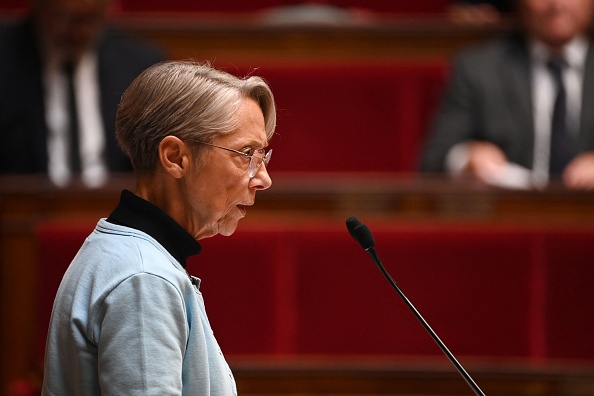Motion de censure: Élisabeth Borne fustige les « contes et légendes » de La France Insoumise (LFI)