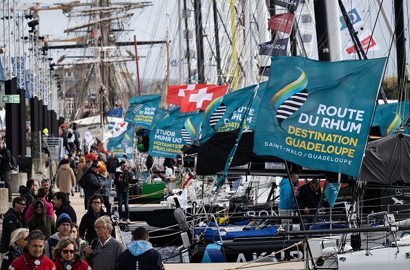 La Route du Rhum « ne profite pas aux Guadeloupéens ». Un collectif anti-obligation vaccinale critique l&rsquo;évènement