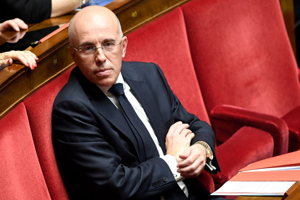 Agriculteurs sous le seuil de pauvreté: Éric Ciotti (LR) plaide pour un revenu net de 1500 euros