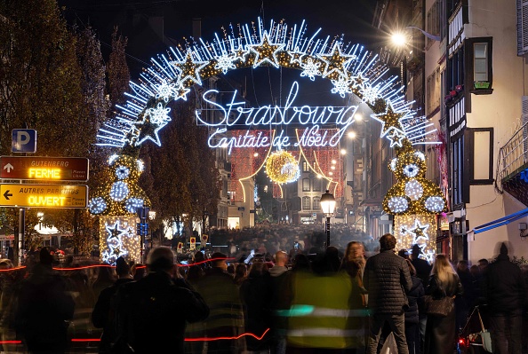 Il retrouve son alliance perdue sur le marché de Noël de Strasbourg grâce aux réseaux sociaux