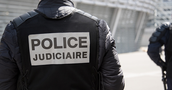 Paris: une femme découverte décédée dans le hall de son immeuble