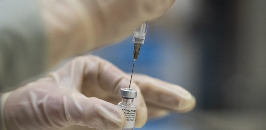 Le régulateur américain des médicaments associe le vaccin Covid-19 de Pfizer à la coagulation sanguine