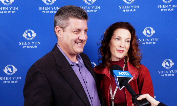 Chargée de recrutement: Shen Yun incarne «le courage, la bravoure, le désir et l&rsquo;espoir» pour les générations futures