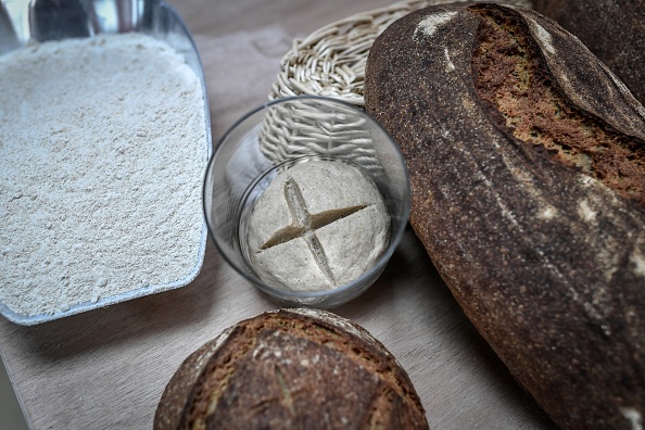 «Je voulais trouver des valeurs, travailler la terre»: un paysan-boulanger heureux de sa reconversion