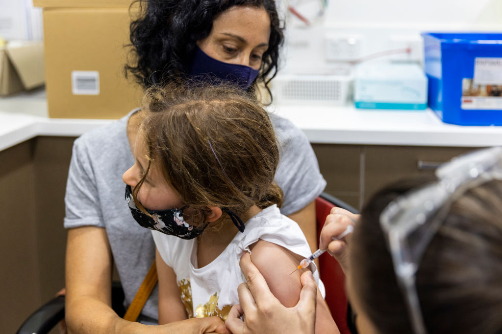 Étude: le taux de mortalité par infection du Covid-19 est de 0,0003% pour les 0-19 ans