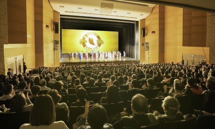 «Shen Yun transcende les époques», déclare un architecte japonais de renom