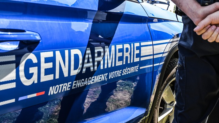 Loiret : un gendarme meurt après avoir été percuté par une automobiliste