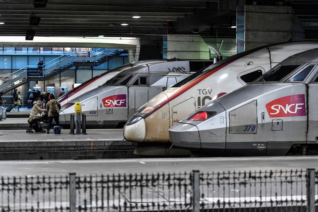 Retraites: tous les syndicats de la SNCF appellent à une grève reconductible à partir du 7 mars