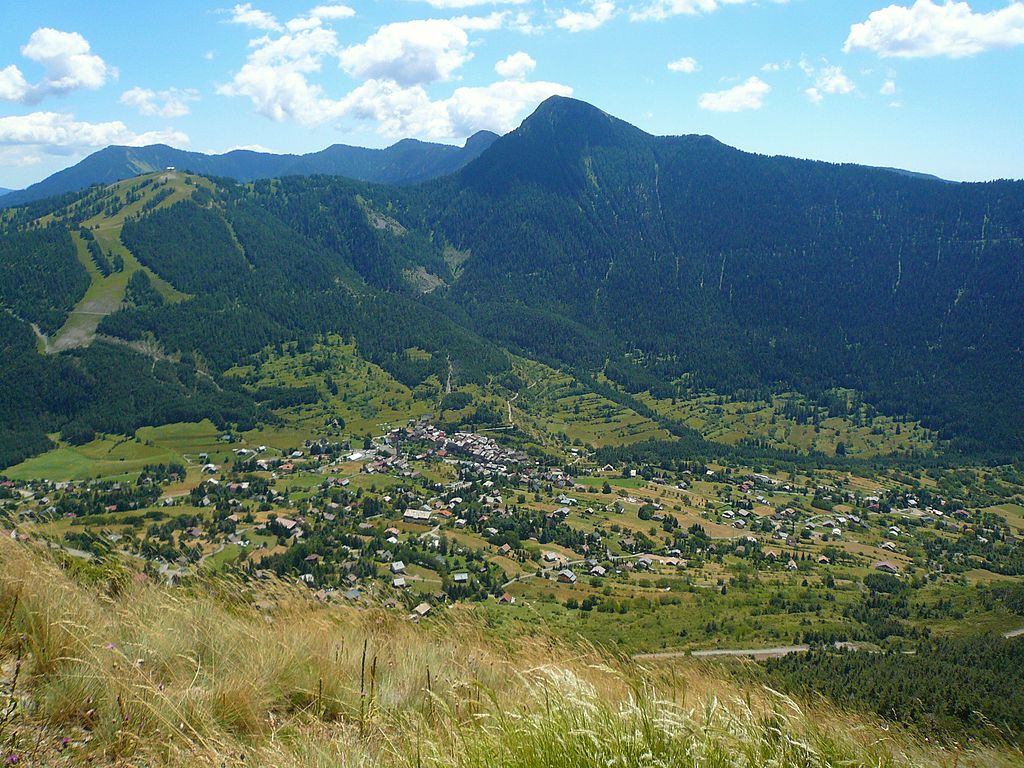 Des peintures rupestres du néolithique découvertes dans les Alpes-Maritimes