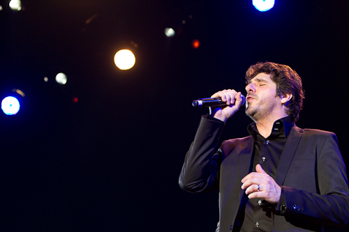 Patrick Fiori: à 53 ans, il devient papa d’un petit garçon pour la troisième fois