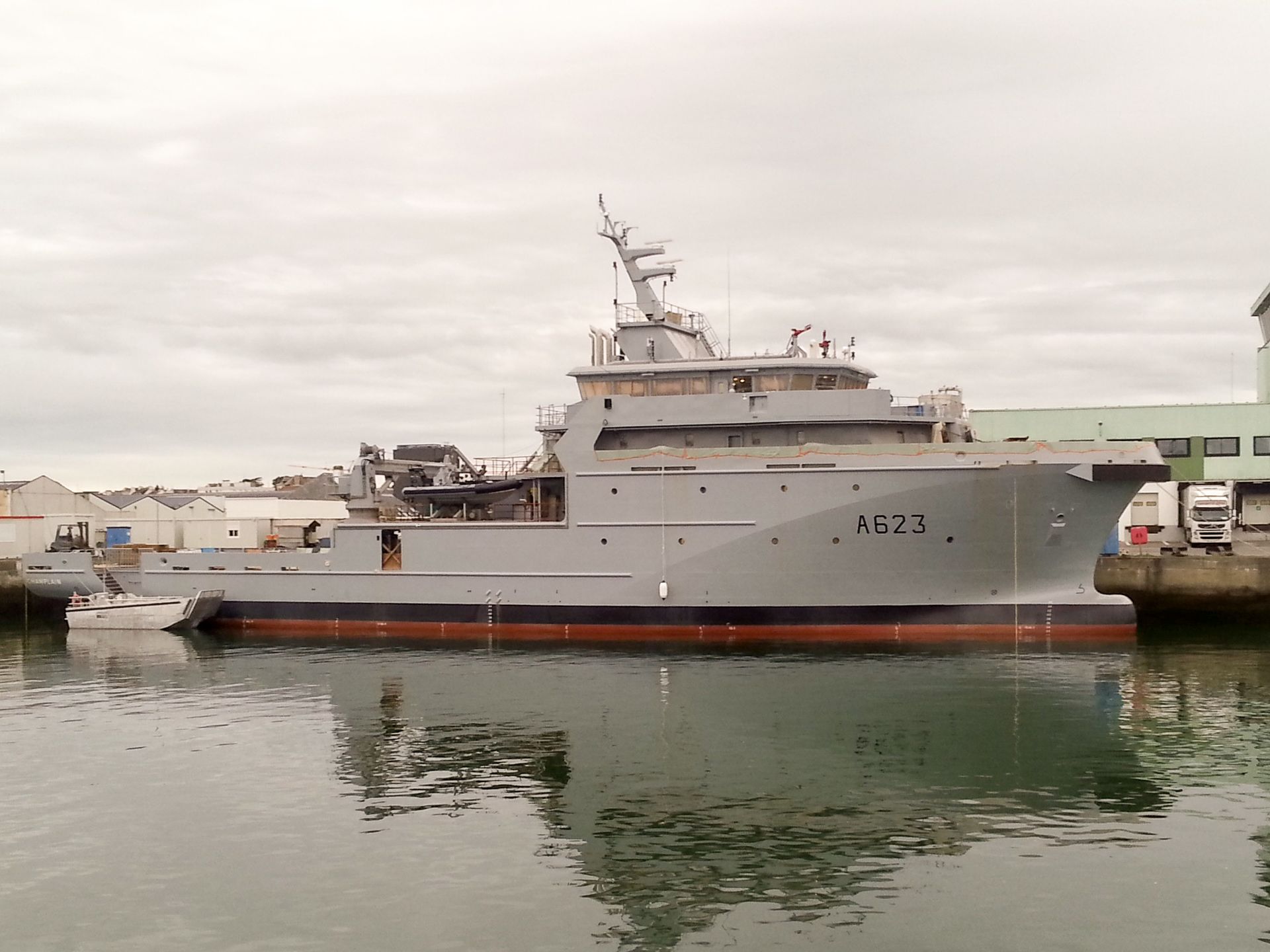 Océan Indien: saisie record d’une tonne d’héroïne dans les eaux territoriales françaises