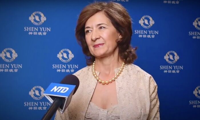 Shen Yun est un spectacle « stimulant et éclairant », déclare une directrice exécutive