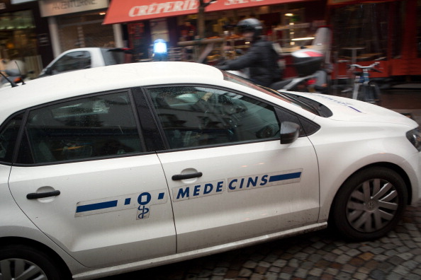 Retraites: un homme ayant dégradé à Paris la voiture de SOS Médecins condamné à un an de prison ferme