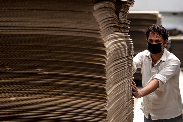 Construction décarbonée: une maison en carton et sans béton, c’est la pari de ce couple de Morbihannais