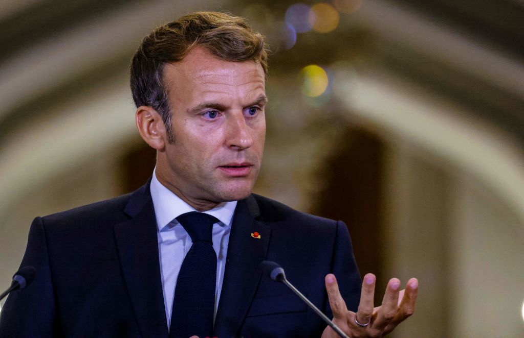 Retraites: la presse fustige «l&rsquo;échec» et la «faiblesse» de Macron