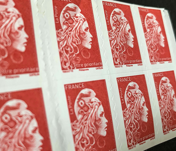 Fiasco prévisible de l’e-timbre rouge: les usagers et les contribuables vont trinquer