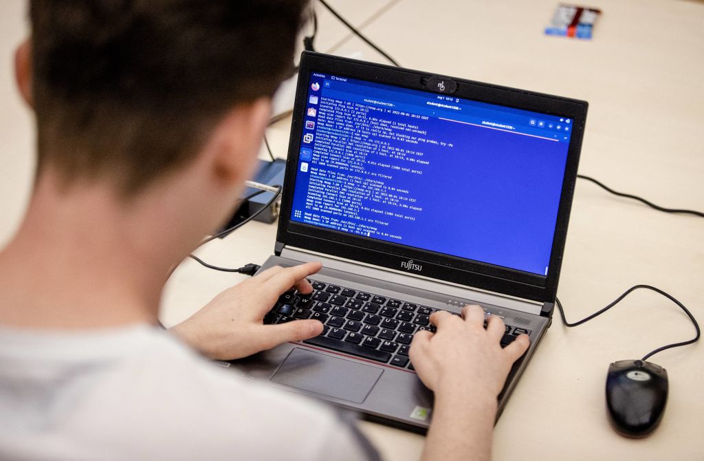 Piratage : mise en vente de données de santé de 750.000 patients d&rsquo;un établissement francilien