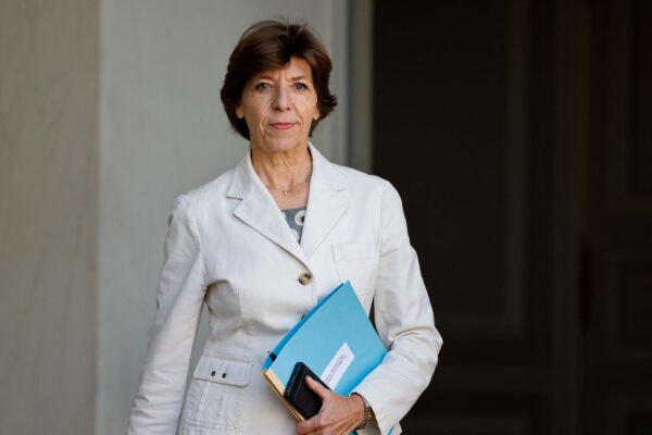 La France entend rester un « partenaire actif » de l’Afrique