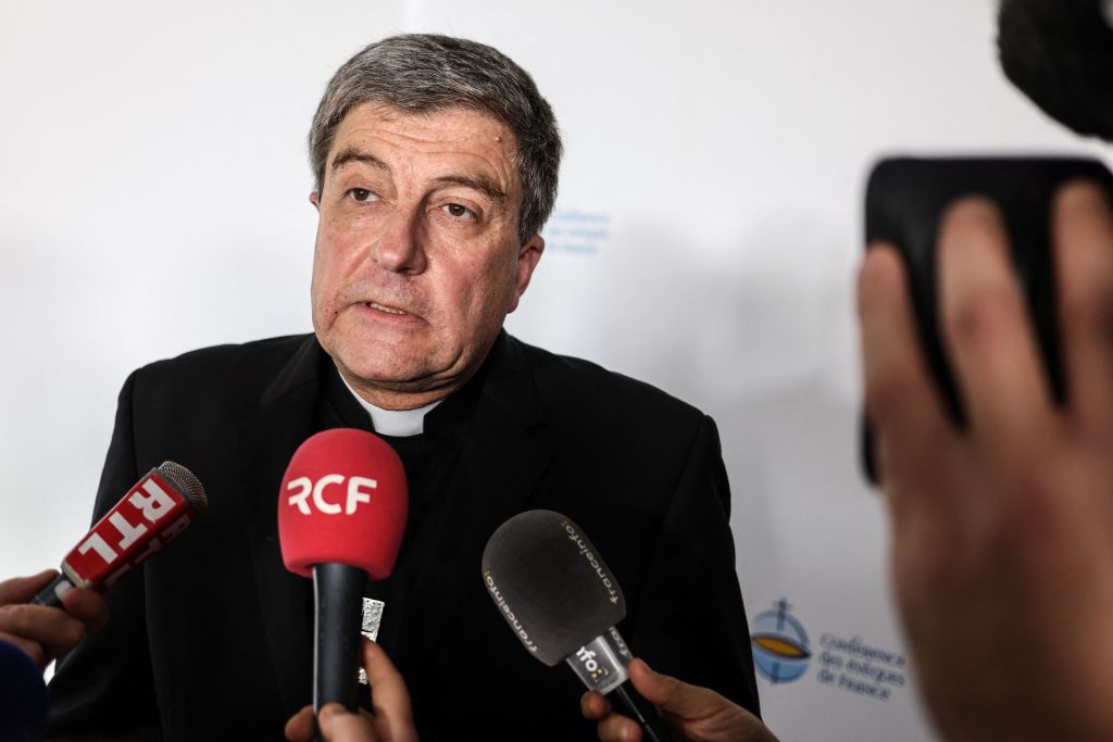 Retraites: les évêques français inquiets de «l&rsquo;état du tissu social»