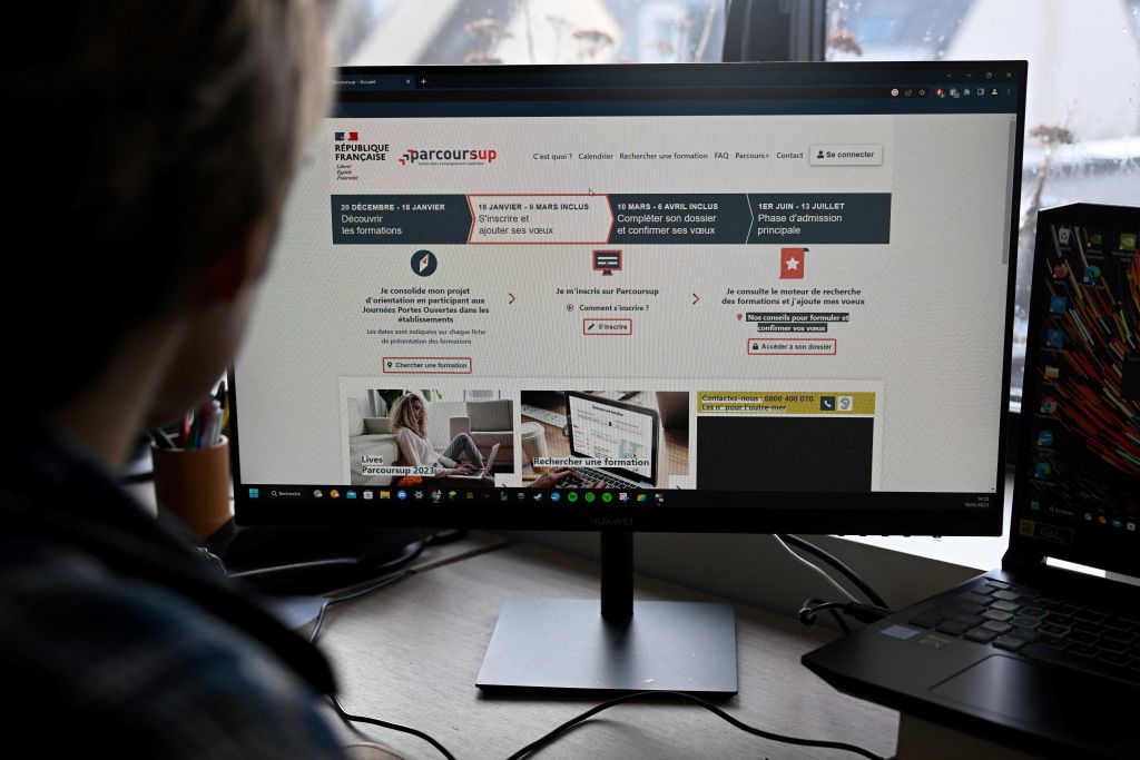 Parcoursup: la date limite des voeux repoussée en raison d&rsquo;une panne