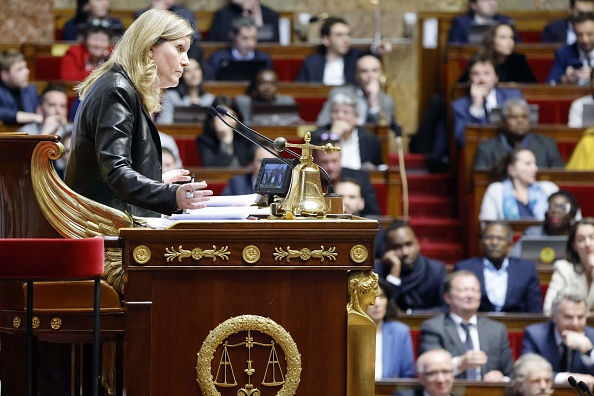 Retraites: les députés Renaissance qui ne voteraient pas le texte pourraient être exclus du groupe – une information vite démentie