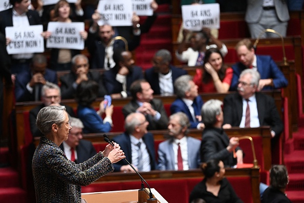 Retraites: camps irréconciliables et interrogations sur la suite du quinquennat