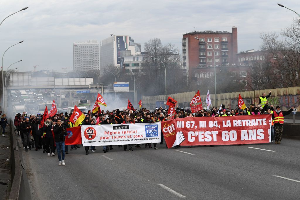 Retraites: action de la CGT sur le périphérique parisien, la circulation entravée