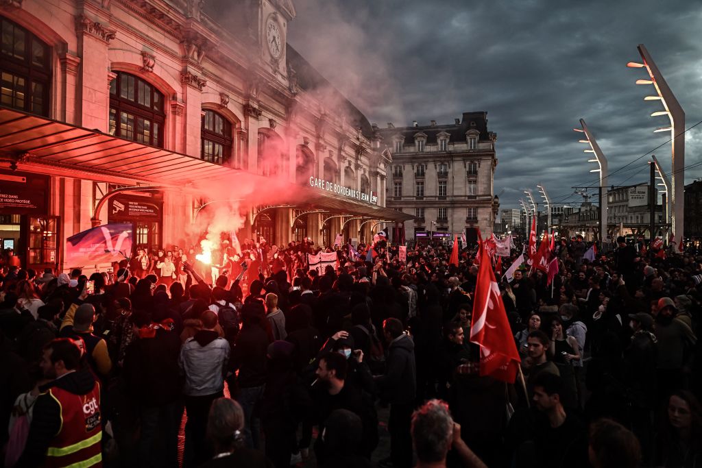 Retraites: après le 49.3, des mobilisations prévues ce week-end à l&rsquo;appel des syndicats