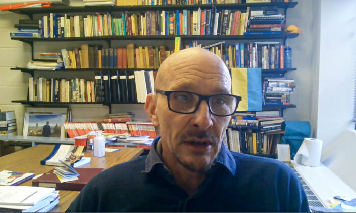 Un professeur d&rsquo;université prévoit d&rsquo;ajouter l&rsquo;article de M. Li à son enseignement