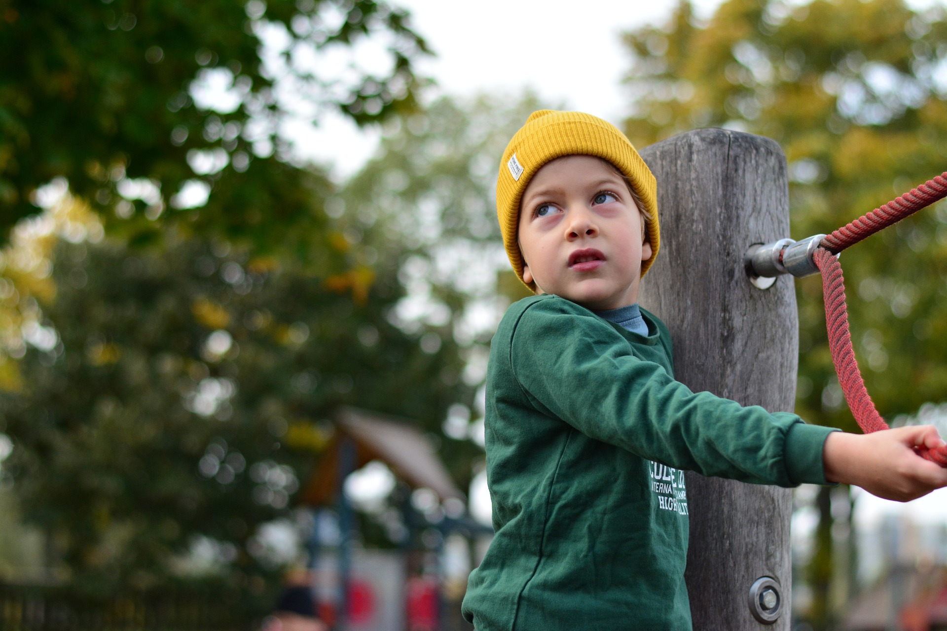 Dans l’Oise, un enfant de 5 ans s’échappe de son école et se retrouve dans un jardin public