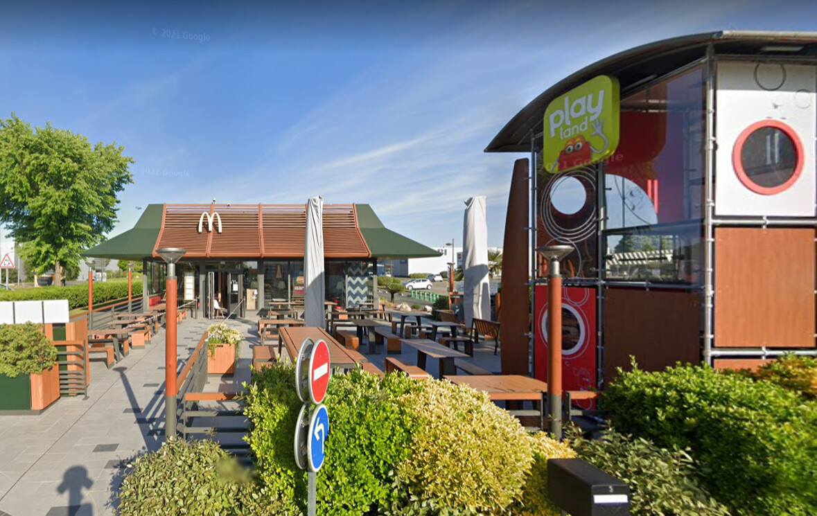 Lot-et-Garonne: Bastien, 18 ans et atteint d’autisme, vient de signer son premier CDI au McDonald&rsquo;s de Marmande